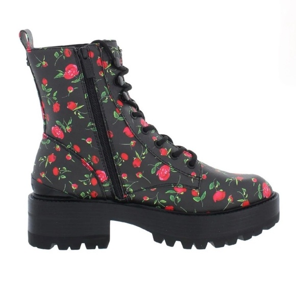 GUESS Women's Fearne Faux leather Platform Boots size 7.5 - Picture 2 of 11